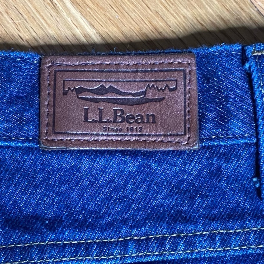 LL Bean Relaxed Fit Men's Denim Jeans 42x34 Denim 100% Cotton Workwear Straight - Picture 8 of 8